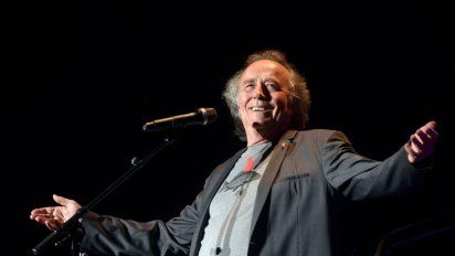 Joan Manuel Serrat y Elena Roger brillaron en un recital al aire libre