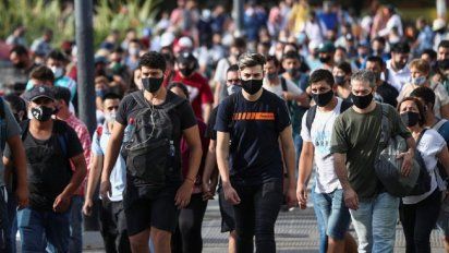 Minsitra de Salud anunció que se analiza reducir la circulación de personas por franjas horarias