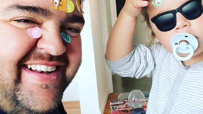 Darío Barassi sorprendido, su hija lo comparó con un juguete