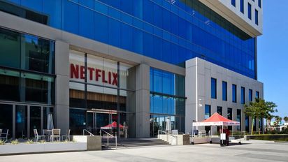 Netflix suspende sus producciones en Rusia, tras el conflicto con Ucrania