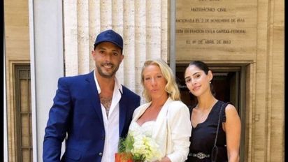  Leonardo Fariña usó una gorra en su casamiento y le criticaron el look en redes