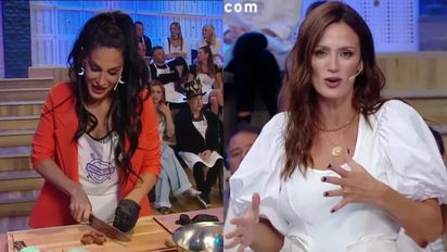 El fastidio de Silvina Escudero al tener que cocinar carne en 'Pasaplatos': 