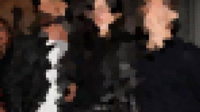 Actor debuta en teatro y sale a competir con las obras de su papá y su mamá en calle Corrientes