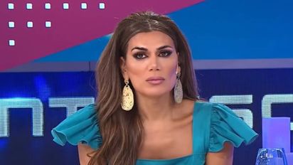 Flor de la V se lanzó contra un notero: 