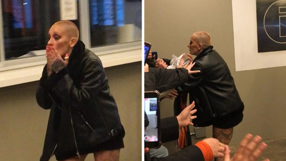 El video que muestra a Furia regalando su ropa a sus fanáticos de 