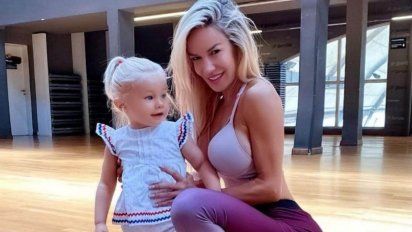 Luciana Salazar criticada por crianza de su hija