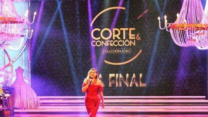 Andrea Politti vuelve con Corte y Confección en su versión de famosos