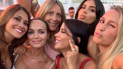 Antonela Rocuzzo, la esposa de Lionel Messi, se fue de fiesta con amigas