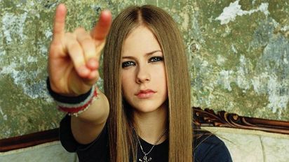 Qué fue de la vida de Avril Lavigne, la cantante canadiense que causó furor con su punk rock