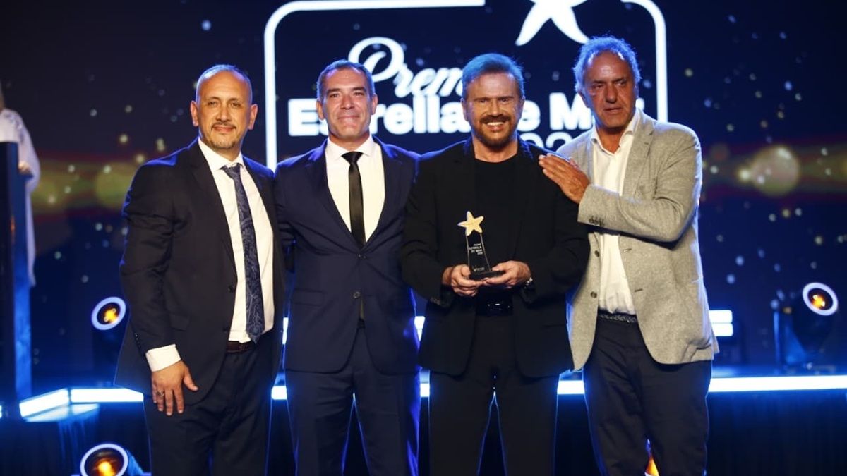 La noche de gala en Mar del Plata: Pimpinela alza la Estrella de Mar de Oro