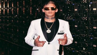 L-Gante sorprendió a sus fans en el cine, tras la premier de la película en la que debutó como actor