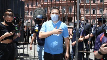 Diego Brancatelli participó del velatorio de Maradona y defendió la organización