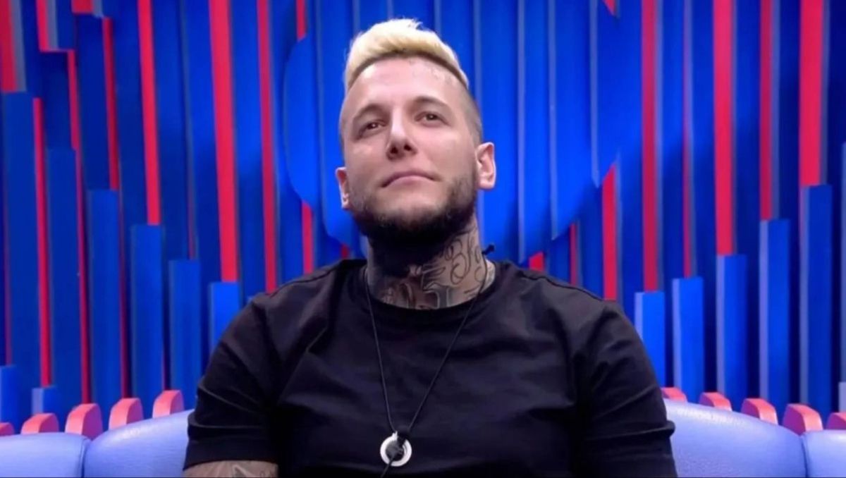 Alex Caniggia le dijo adiós a los tatuajes: así va su proceso