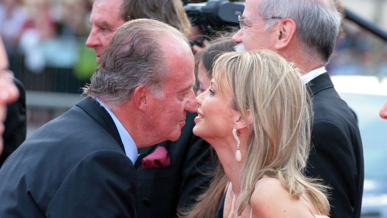 Polémica en España: Una ex amante de Juan Carlos I lo denunció por acoso