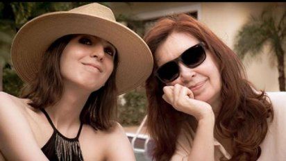 Florencia Kirchner junto a su madre, Cristina Fernández de Kirchner