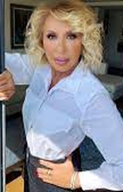 Laura Bozzo: Nada me queda mal Laura Bozzo: Nada me queda mal