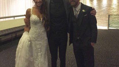 Todos contra Abel Pintos después de la boda de Messi: Lo convocan de Catamarca por un millón y hay polémica