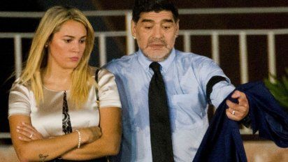 Se acabó la paz: Rocío Oliva demanda a Diego Maradona y le exige el pago de 6 millones de dólares para mantener su nivel de vida