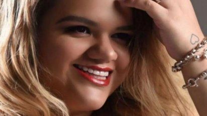 More Rial aprovecha su soltería mostrándose en la ducha