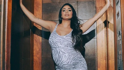 Daniela Celis mostró el tierno accesorio que usarán sus gemelas al nacer