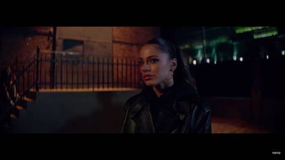 Luego de confirmarse su relación con Rodrigo de Paul, Tini lanzó un nuevo tema