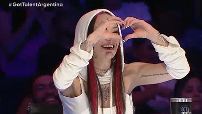 Los memes de 'Got Talent Argentina' con la picante escena entre La Joaqui y un mago