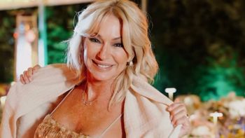 Yanina Latorre festejó sus 57 con Carlos Baute y lujo total en Pilar