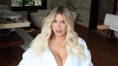 Wanda Nara revela su profesión frustrada con una foto como azafata