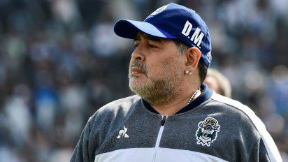 Diego Maradona incorporará a un jugador de Boca a Gimnasia