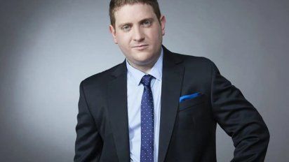 Jonatan Viale hizo un fuerte descargo contra un cura villero