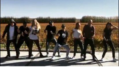 Pedro Alfonso, Flor Vigna y el elenco de Abracadabra bailan 