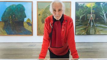 Carlos Alonso, el maestro del realismo expresionista, fallece a los 97 años