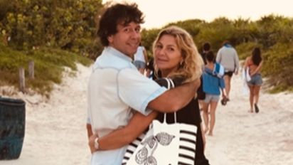 La foto retro de Ariel Rodríguez Palacios y su esposa