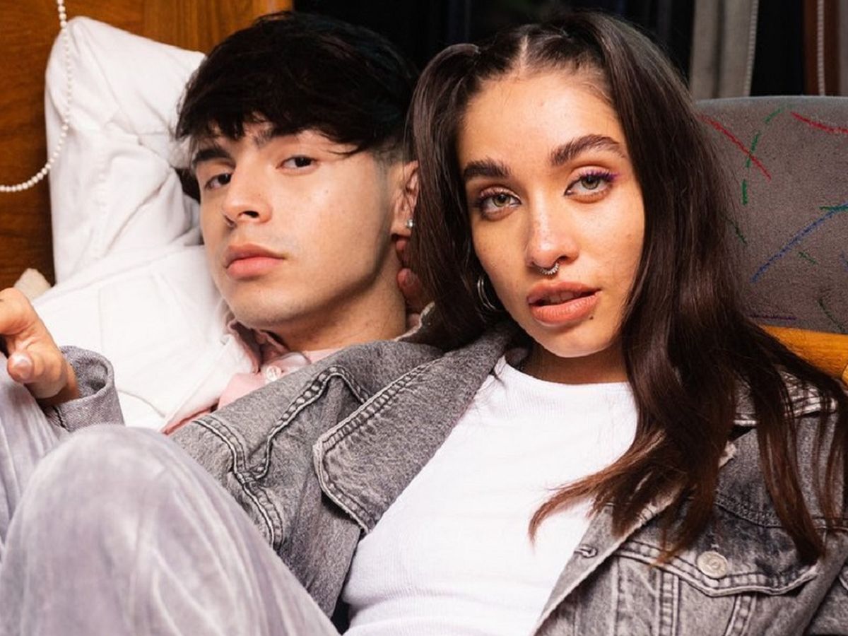 La reacción de María Becerra al ver a su novio y a Emilia Mernes juntos