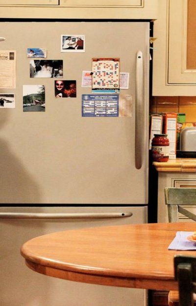 Charlie Sheen y Jon Cryer despiden a Conchata Ferrell Charlie Sheen y Jon Cryer despiden a Conchata Ferrell