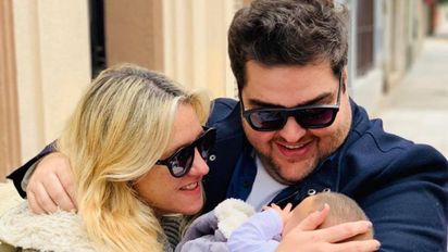 El hermoso y sentido mensaje que Darío Barassi le dedicó a su esposa y su beba