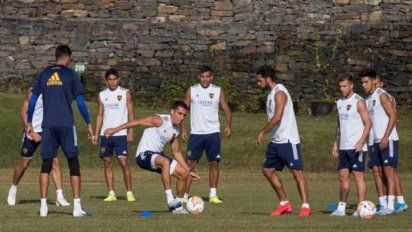 ¿Boca Juniors irá a Paraguay con jugadores covid positivos?