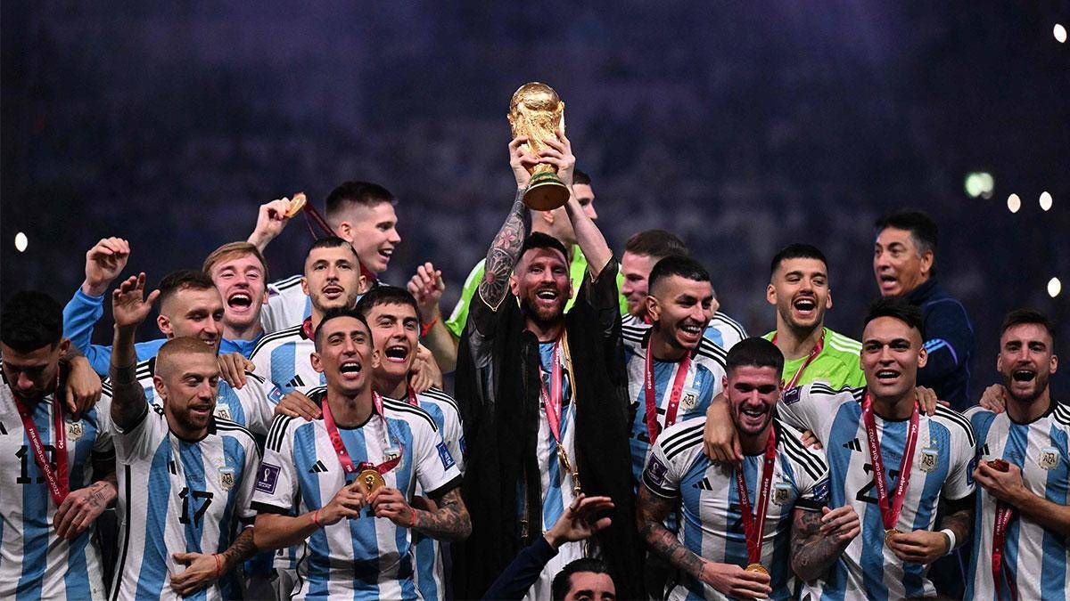 fotos: asi celebraron los famosos el primer mes de la seleccion argentina como campeona del mundo