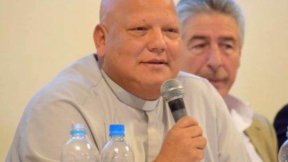 Coronavirus: Murió el cura villero Padre Bachi