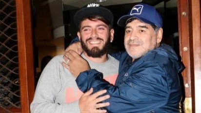 Por razones de salud Diego Jr. seguirá la evolución de Diego Maradona desde Italia: 