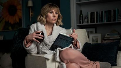 La serie de Netflix de tan solo 8 episodios que causa furor un año después de su estreno