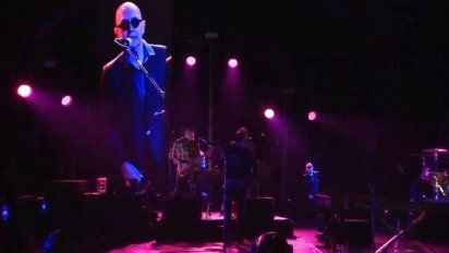 El Indio Solari presentó dos nuevos temas 