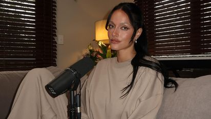 ¿Dónde escuchar el podcast de Oriana Sabatini?