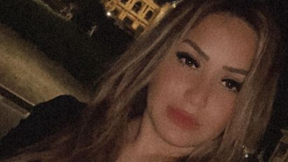 Desde el exterior, Karina la Princesita reaccionó a la suba del dólar en la Argentina