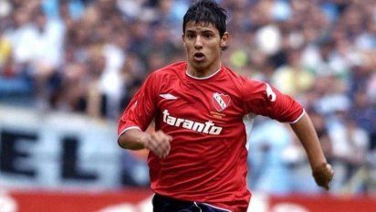 Falcioni fantaseo con una posible vuelta de El Kun Agüero a Independiente