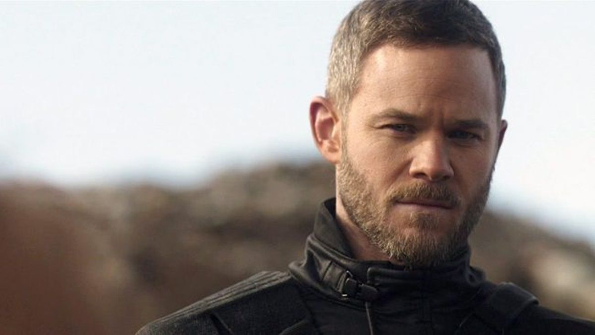 Netflix Todo sobre Aaron Ashmore, el nuevo galán de Ginny & 2