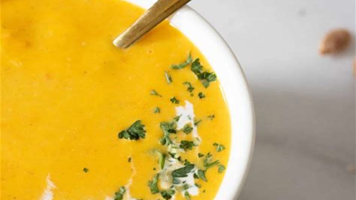 Receta: la sopa de calabaza que se viralizó en redes y es una opción ideal para los días de frío