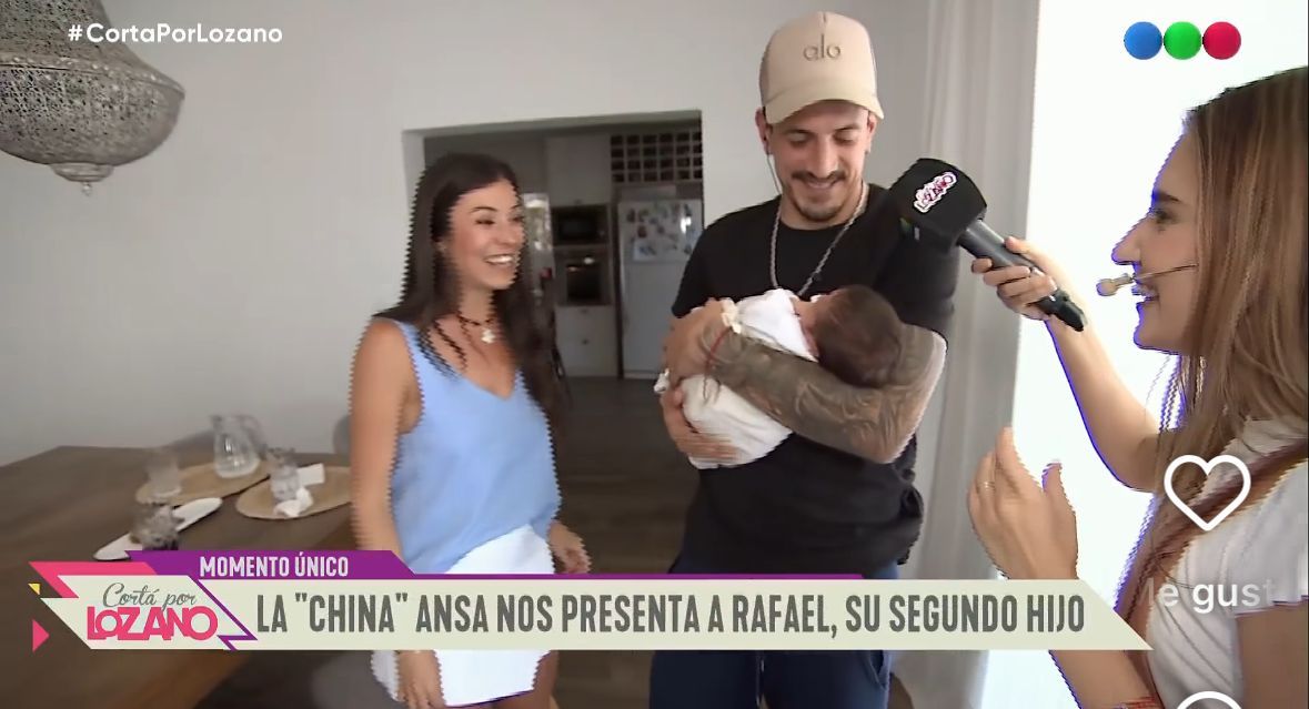 La China Ansa presentó oficialmente a su hijo en 