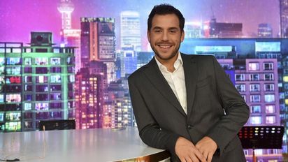 Fer Dente, conductor de Noche al Dente, por América TV.