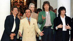 El ex presidente Carlos Menem junto a Los Rolling Stones 